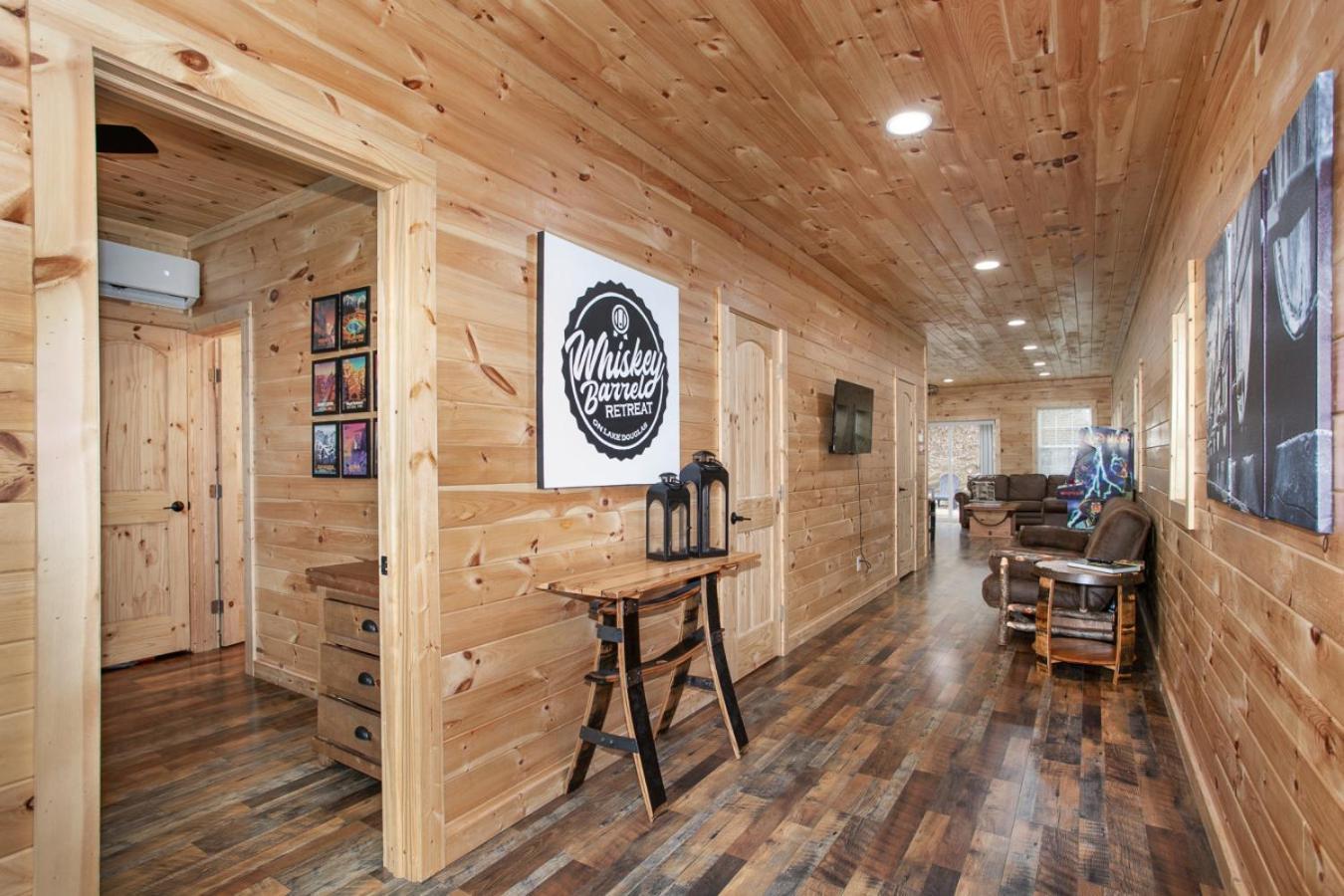 Вілла Whiskey Barrel W Hot Tub Arcade Game Fire Pit Сев'єрвілл Екстер'єр фото
